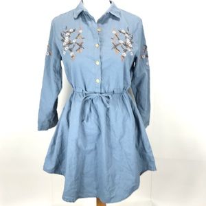 Yoko Girl Shirt Dress Size Medium Blue Embroidered
